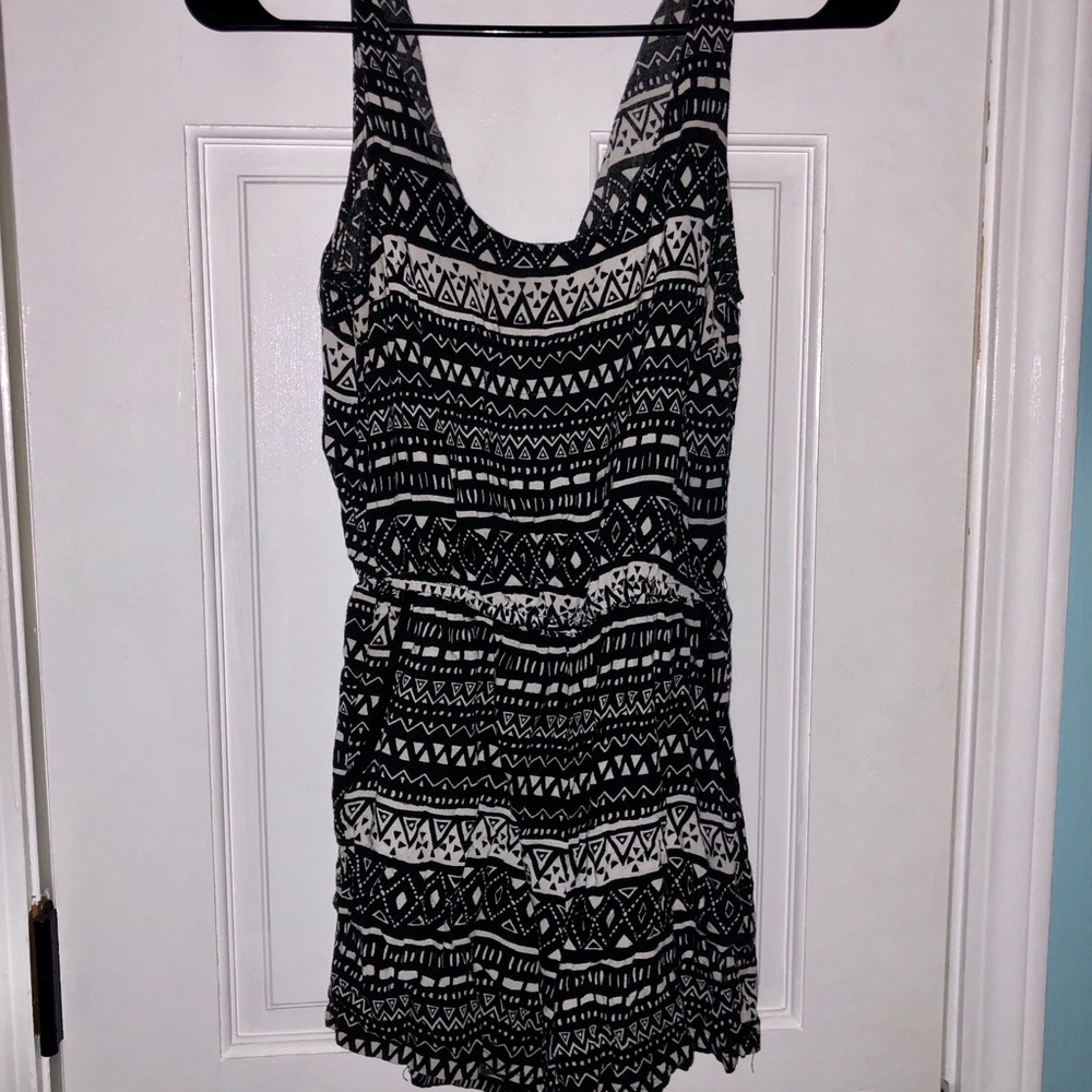 Black and White Romper with Pockets